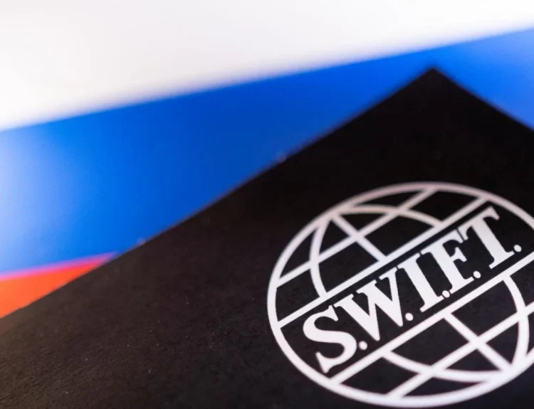 ЄС не планує підключати російські банки до SWIFT на вимогу Кремля / Фото: REUTERS
