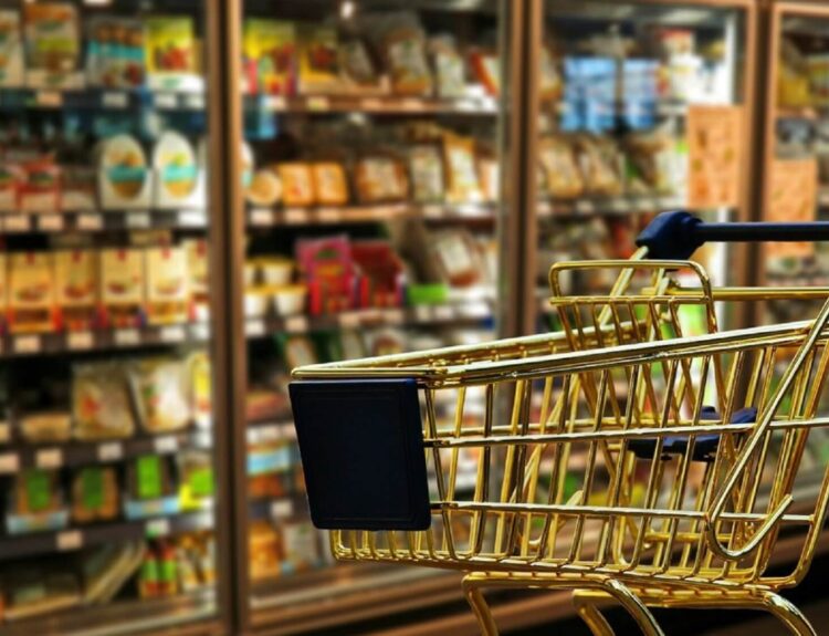 Продовольчі товари продовжують дорожчати і в березні