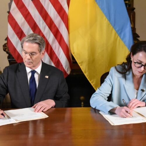 Україна та США підписали угоду про надра