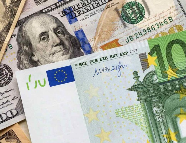 НБУ витратив майже $3 млрд і скоротив міжнародні резерви у лютому / Фото: відкриті джерела