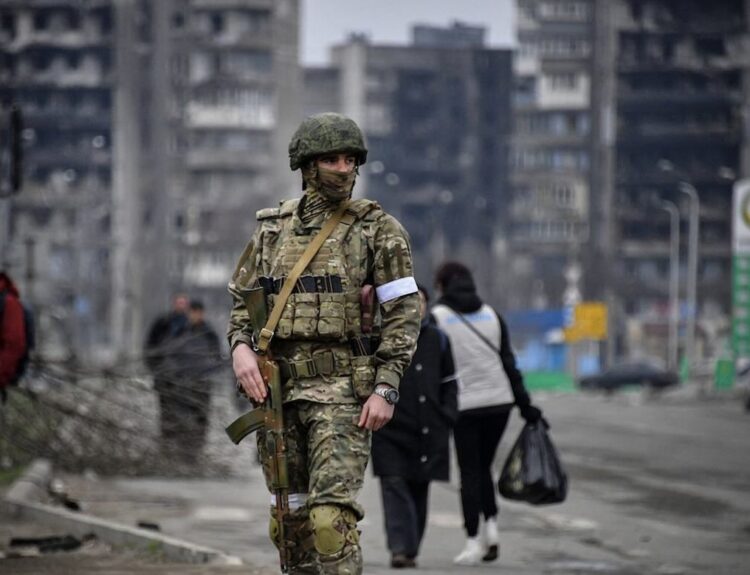 Окупанти передають житло на Луганщині військовим і силовикам / Фото: відкриті джерела
